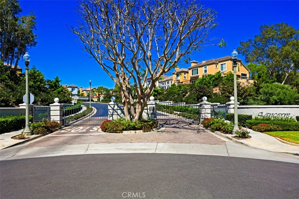 62 Lessay Newport Coast, CA 92657