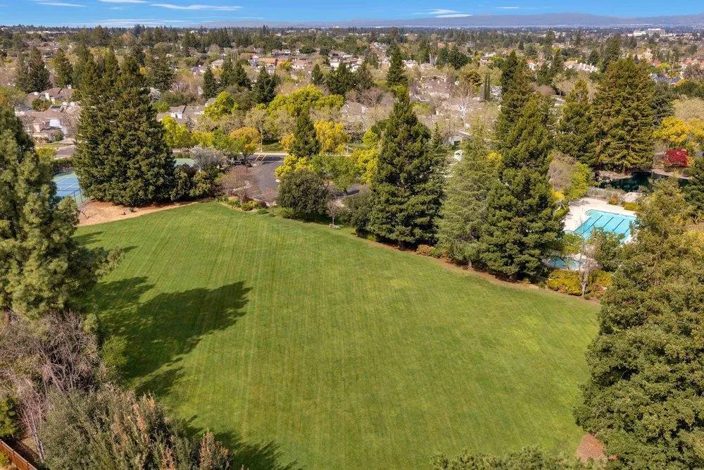 11501 Sunrise Spring Court Cupertino, CA 95014