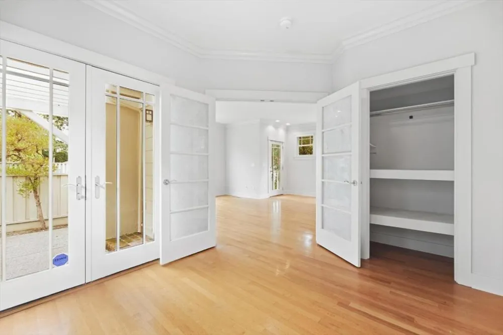 27 Cross Way Los Gatos, CA 95030