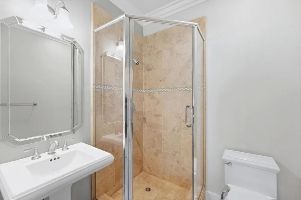 27 Cross Way Los Gatos, CA 95030