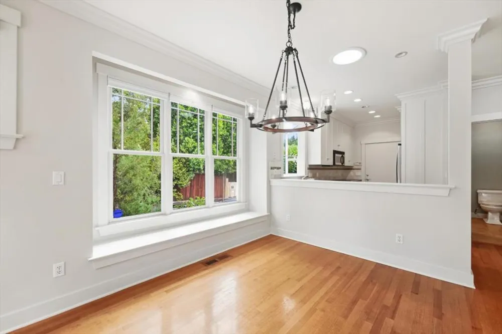 27 Cross Way Los Gatos, CA 95030