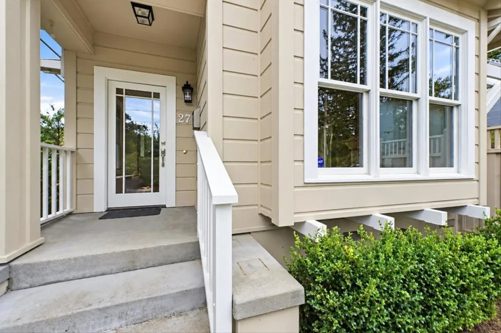 27 Cross Way Los Gatos, CA 95030