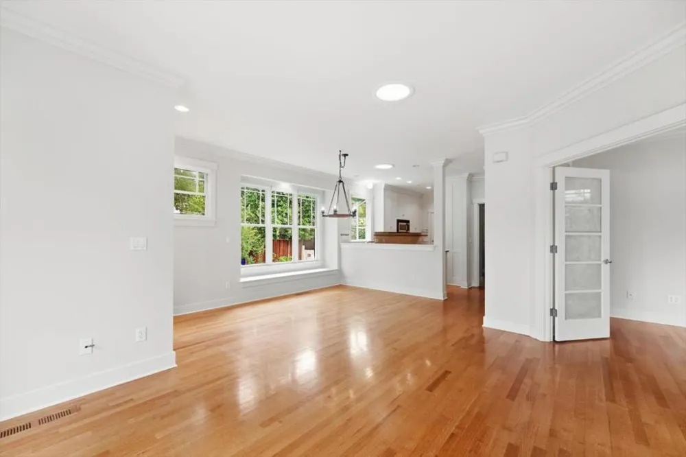 27 Cross Way Los Gatos, CA 95030