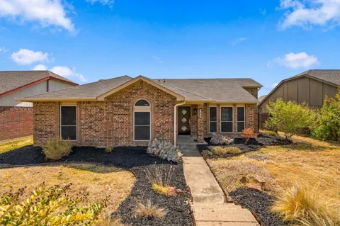 4405 Queen Circle