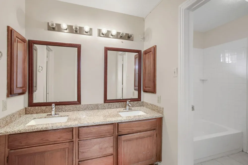 13435 Chipman Glen Drive Houston, TX 77082
