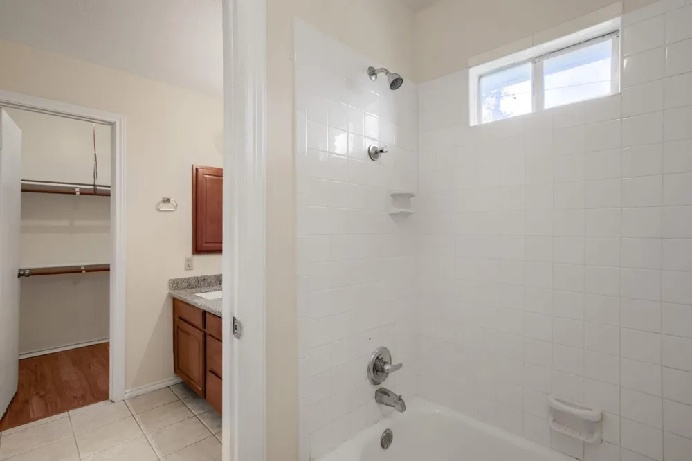 13435 Chipman Glen Drive Houston, TX 77082
