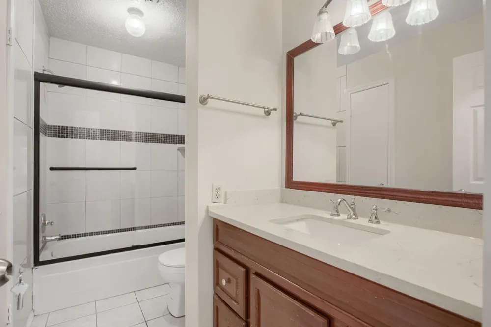 13435 Chipman Glen Drive Houston, TX 77082