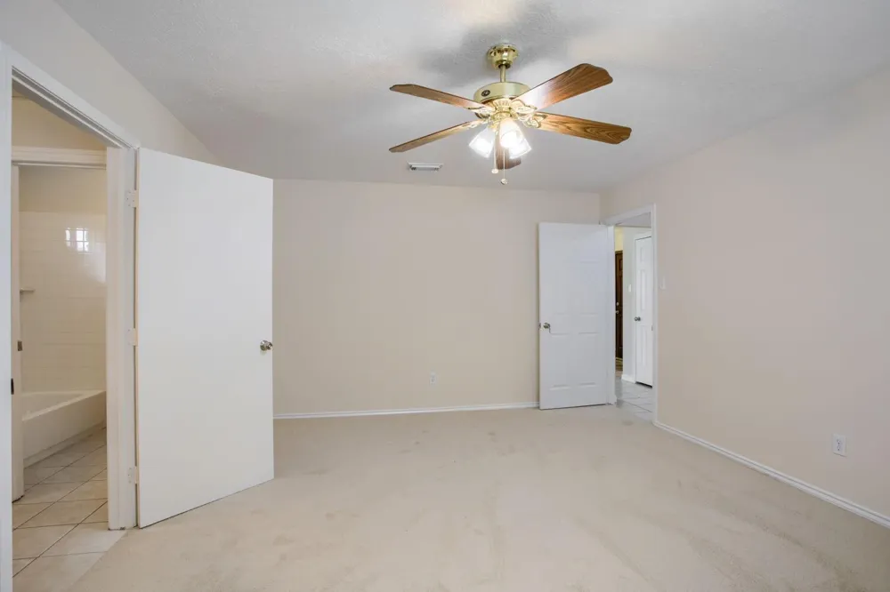 13435 Chipman Glen Drive Houston, TX 77082