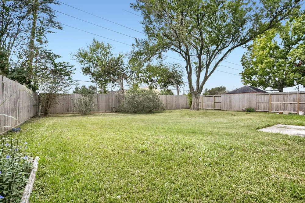 13435 Chipman Glen Drive Houston, TX 77082