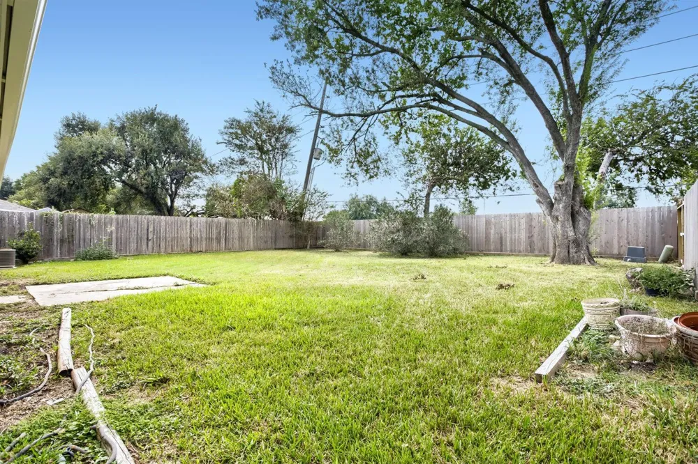 13435 Chipman Glen Drive Houston, TX 77082