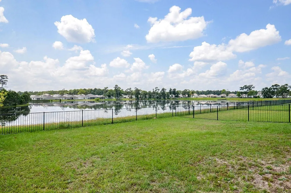 279 Shoreview Drive Conroe, TX 77303