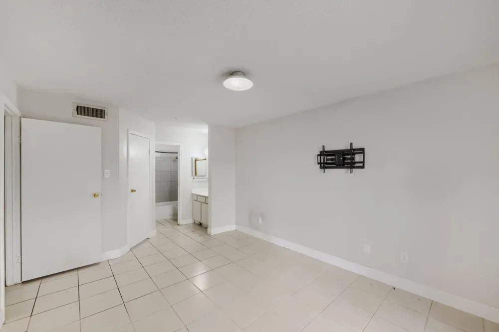10101 S Gessner Road #409 Houston, TX 77071