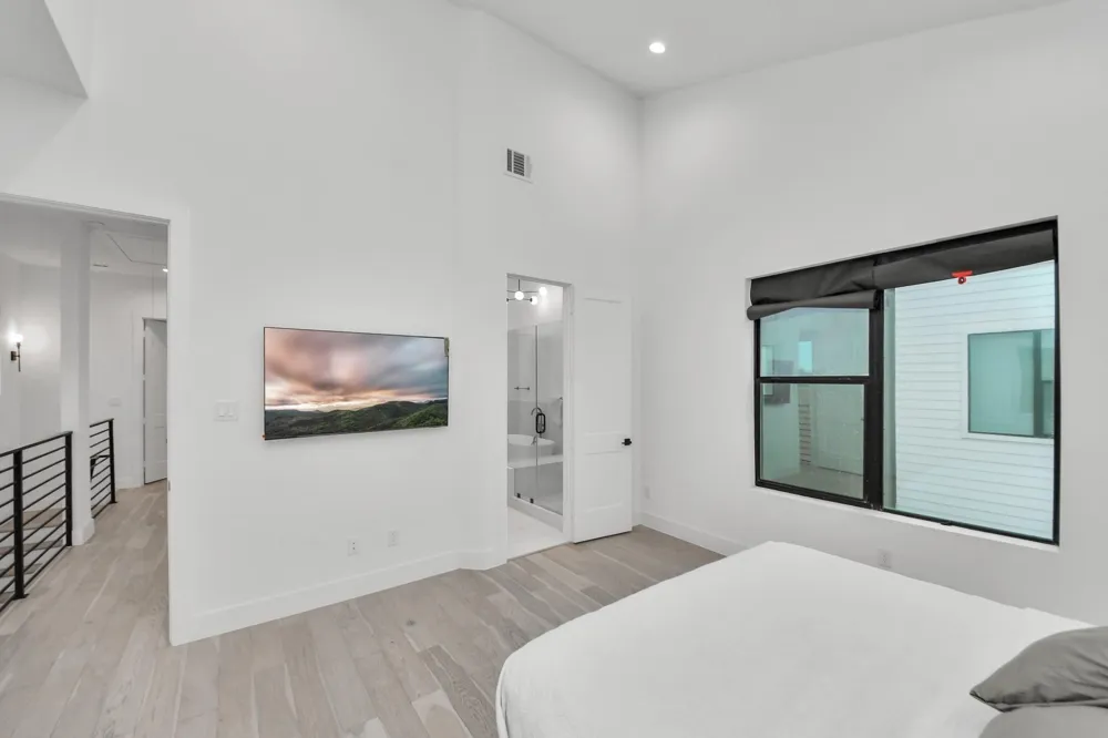 5905 Fairdale Lane #B Houston, TX 77057