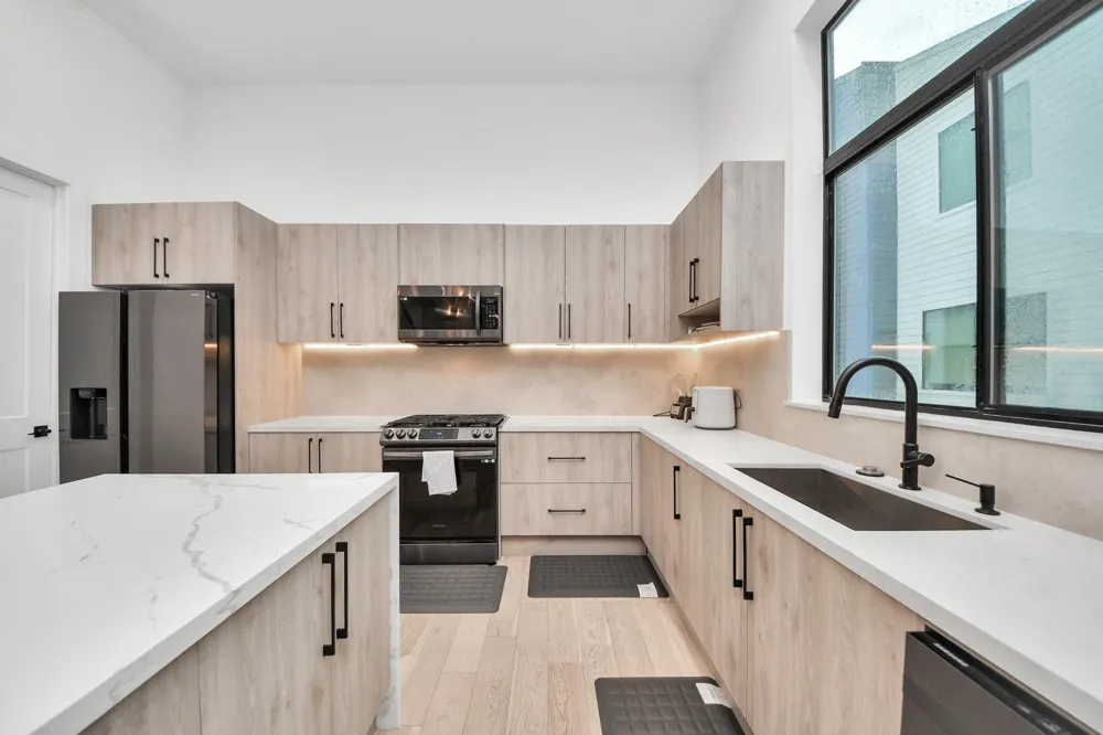 5905 Fairdale Lane #B Houston, TX 77057