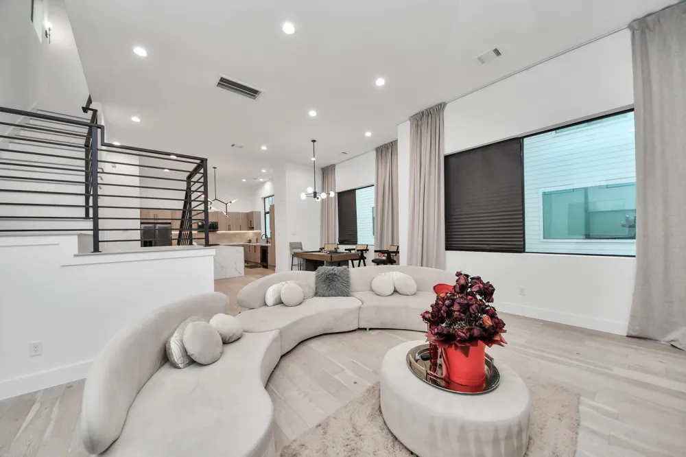5905 Fairdale Lane #B Houston, TX 77057