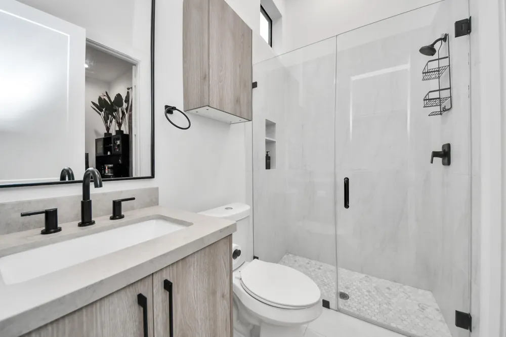 5905 Fairdale Lane #B Houston, TX 77057