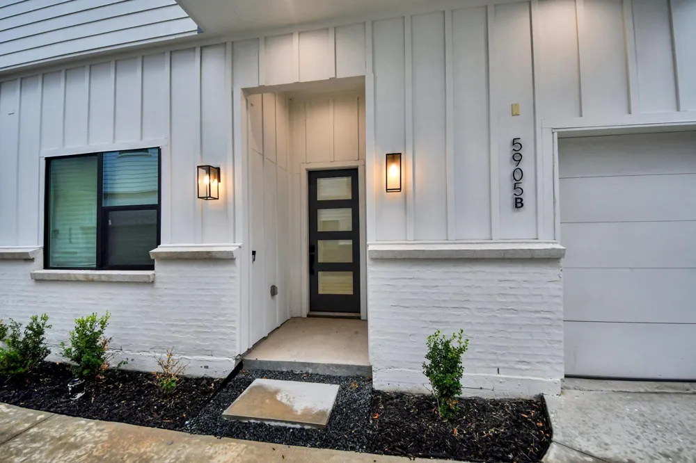 5905 Fairdale Lane #B Houston, TX 77057