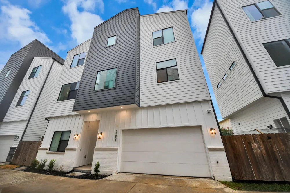 5905 Fairdale Lane #B Houston, TX 77057