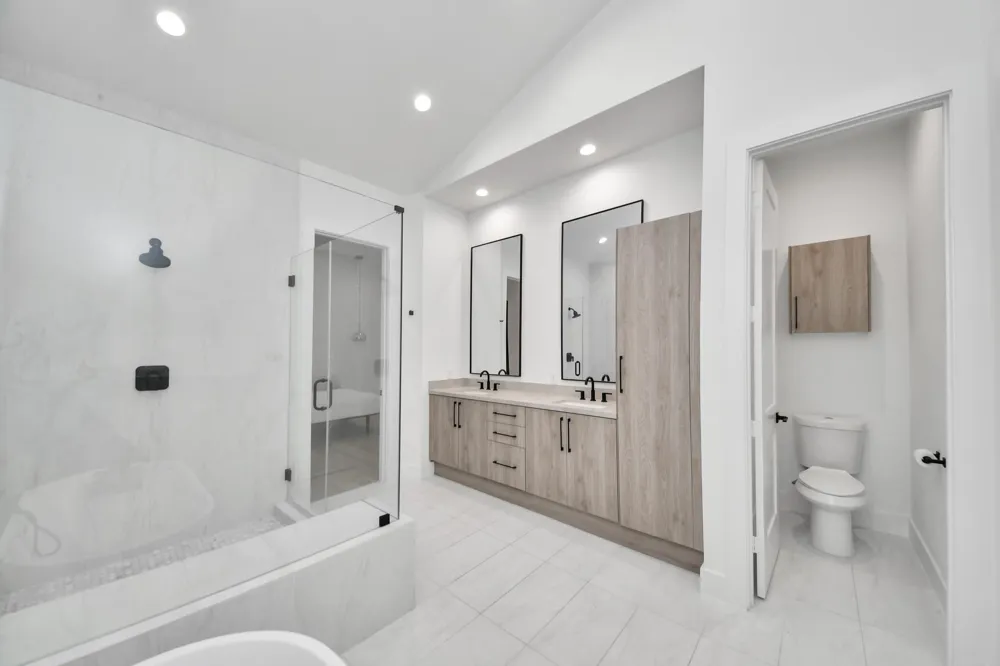 5905 Fairdale Lane #B Houston, TX 77057