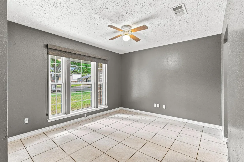 2122 Courtshire Lane Sugar Land, TX 77478