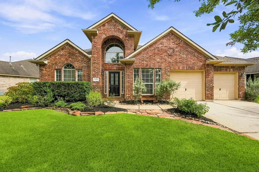 9202 Fernwillow Drive Spring, TX 77379