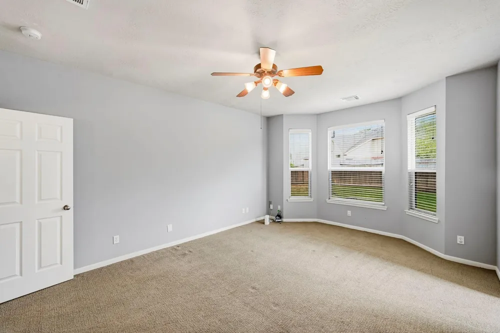 9202 Fernwillow Drive Spring, TX 77379