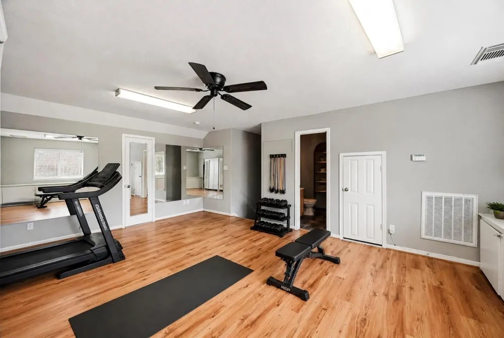 9202 Fernwillow Drive Spring, TX 77379