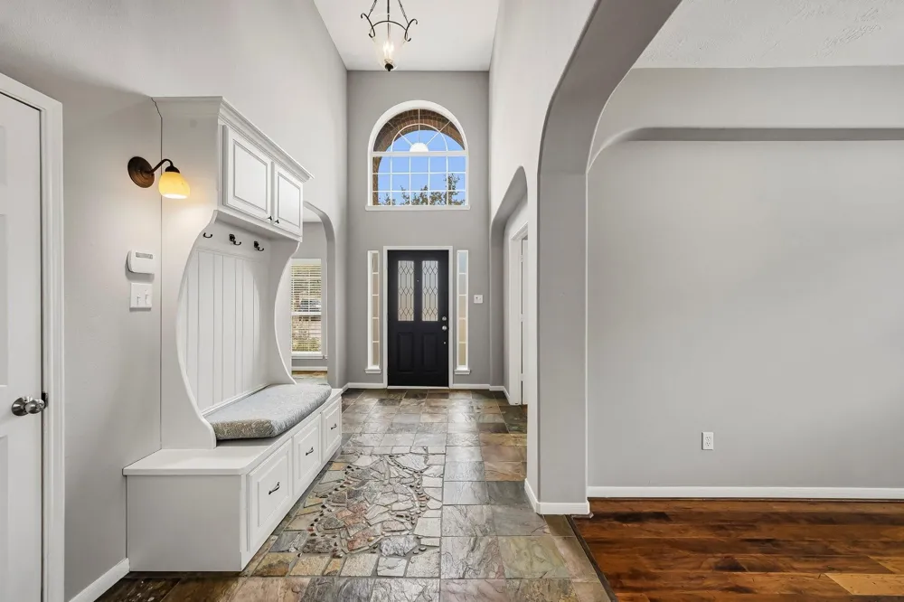 9202 Fernwillow Drive Spring, TX 77379