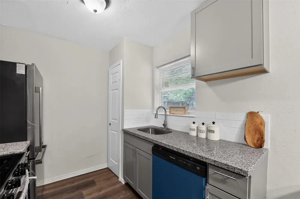 3318 Ripplebrook Drive Houston, TX 77045