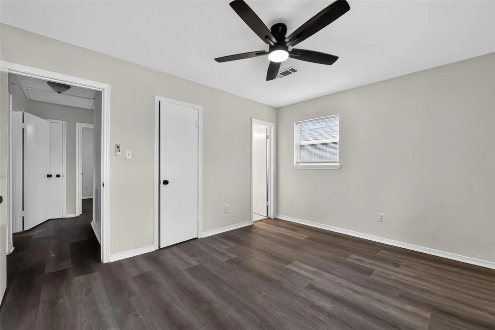 3318 Ripplebrook Drive Houston, TX 77045