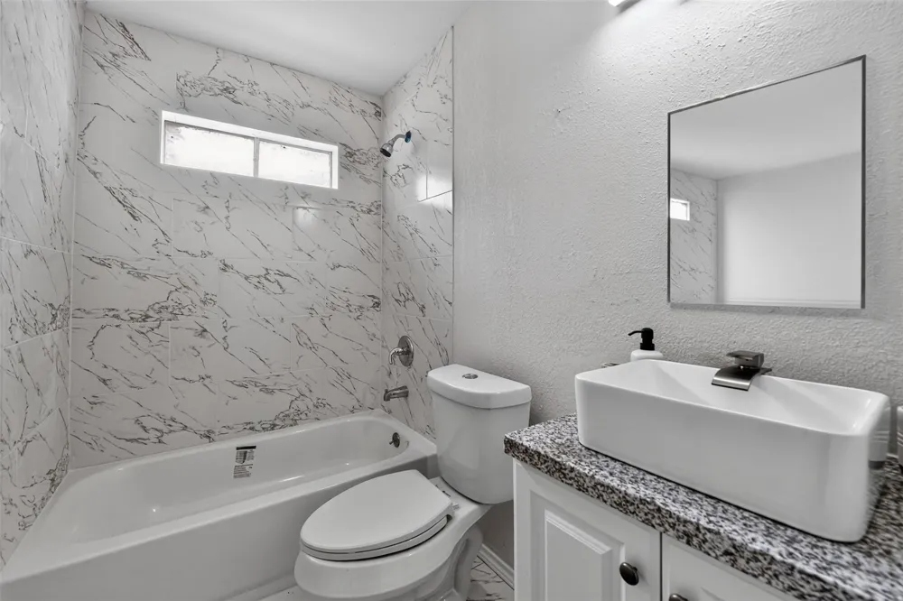 3318 Ripplebrook Drive Houston, TX 77045