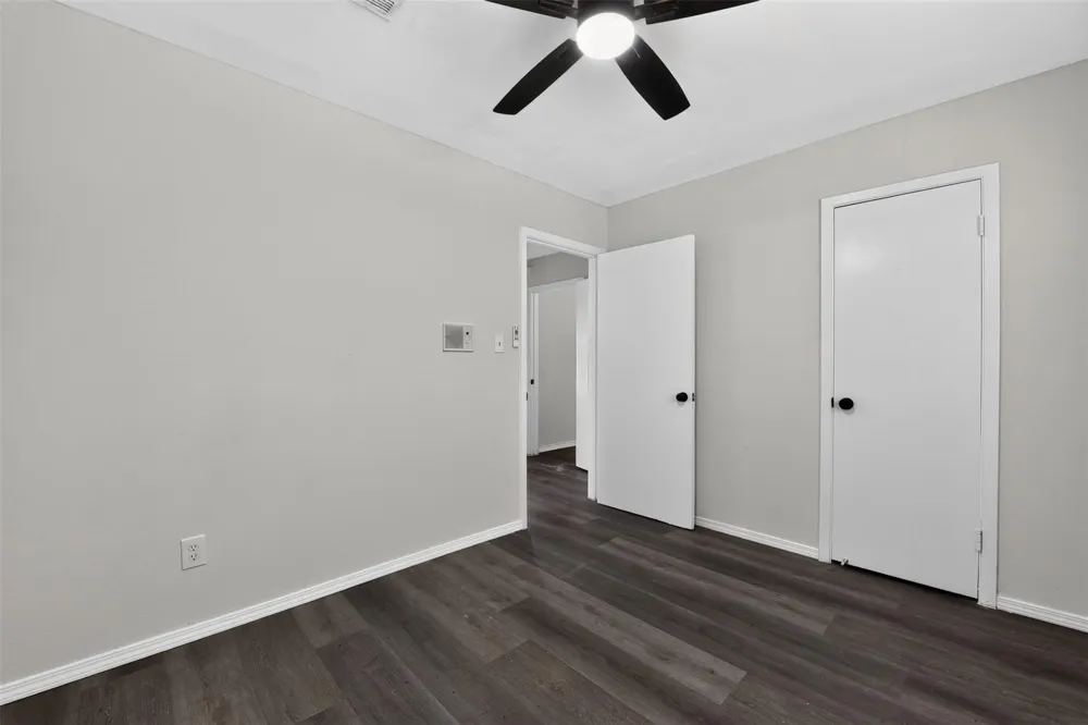 3318 Ripplebrook Drive Houston, TX 77045