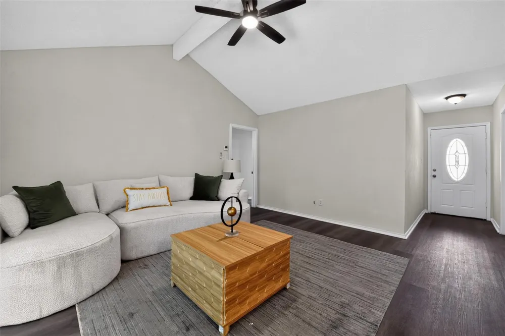 3318 Ripplebrook Drive Houston, TX 77045