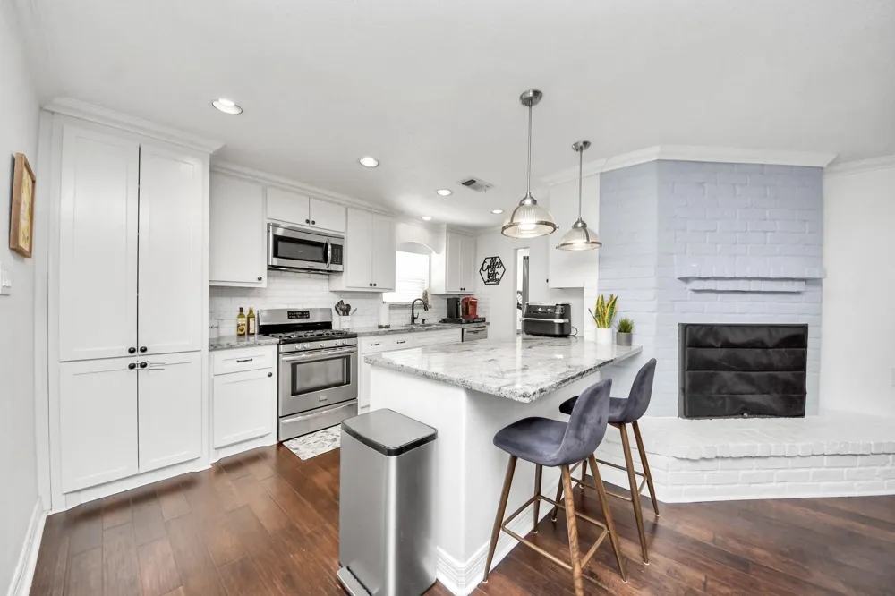 2319 Greyburn Lane Houston, TX 77080