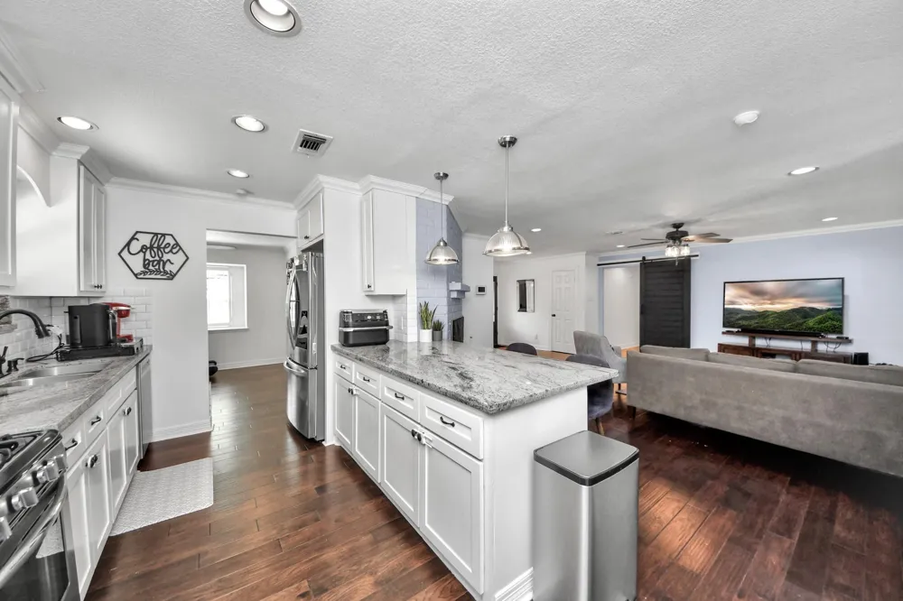 2319 Greyburn Lane Houston, TX 77080