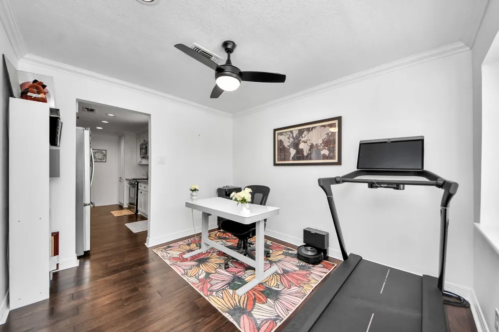 2319 Greyburn Lane Houston, TX 77080