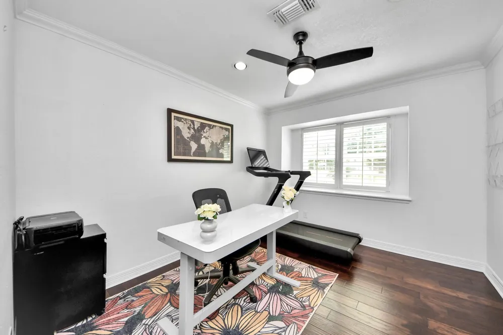 2319 Greyburn Lane Houston, TX 77080