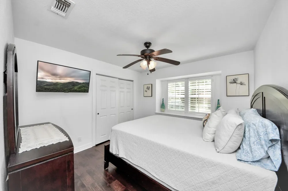 2319 Greyburn Lane Houston, TX 77080