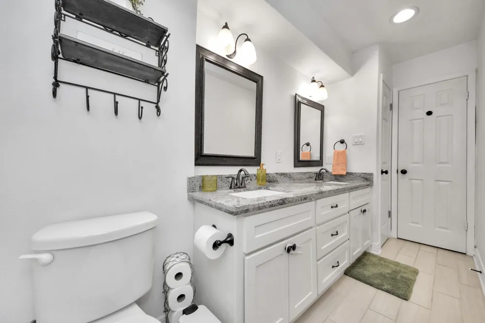 2319 Greyburn Lane Houston, TX 77080