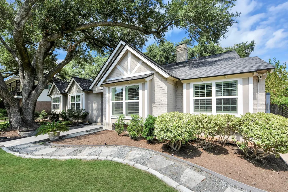 2319 Greyburn Lane Houston, TX 77080