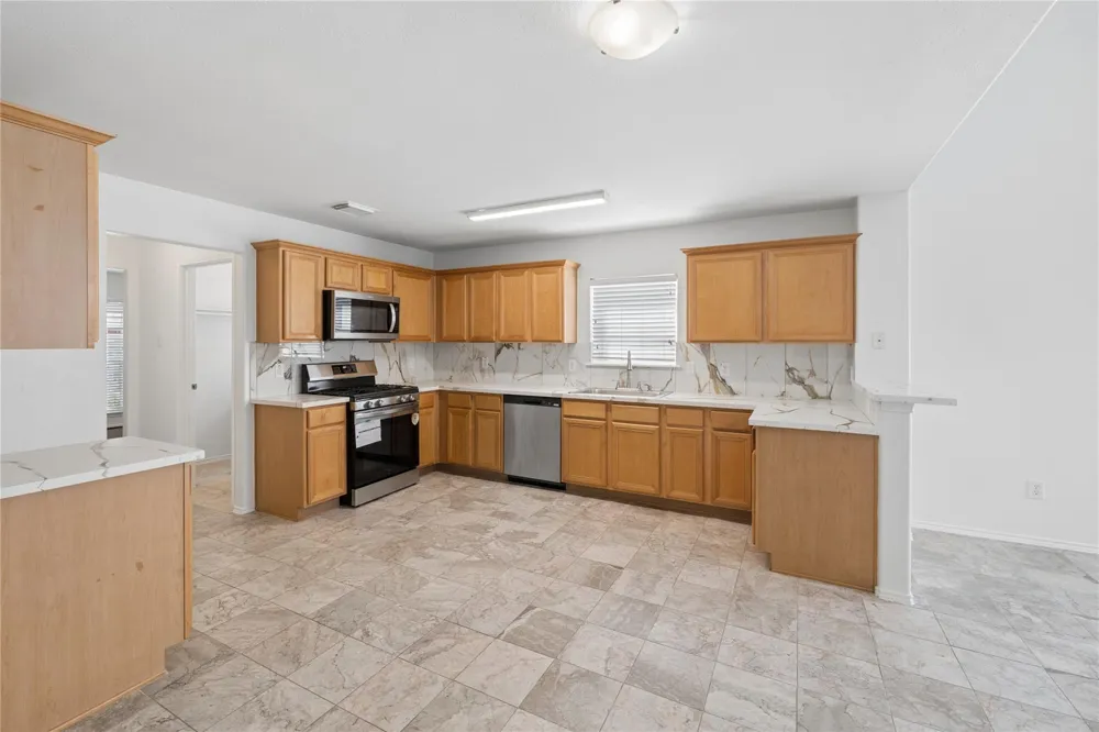 7415 Forestay Lane Baytown, TX 77521