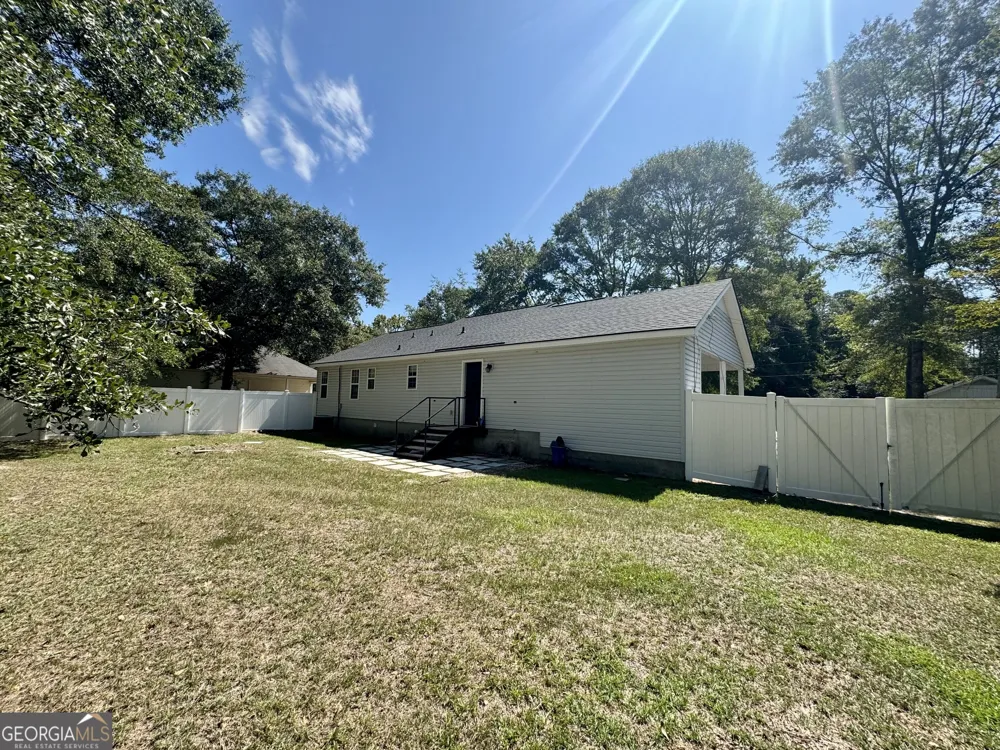 401 Wendwood CT Statesboro, GA 30458