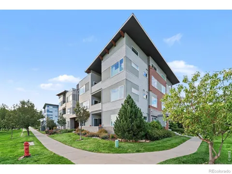 1585 Hecla Way #304