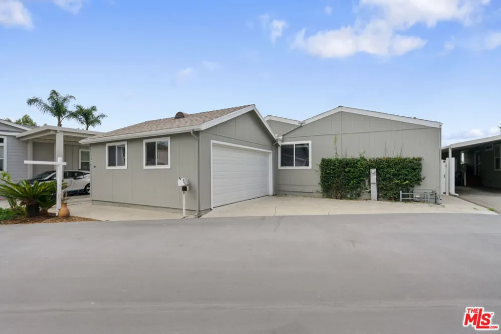 133 Pueblo Lane Topanga, CA 90290
