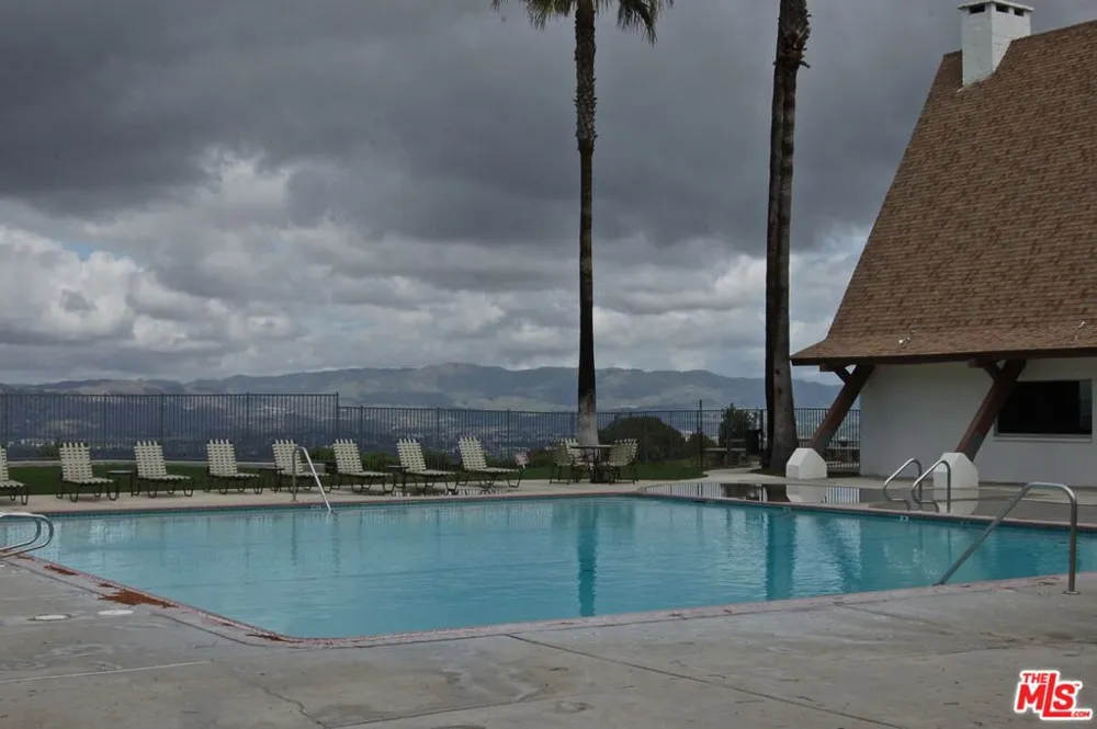 133 Pueblo Lane Topanga, CA 90290