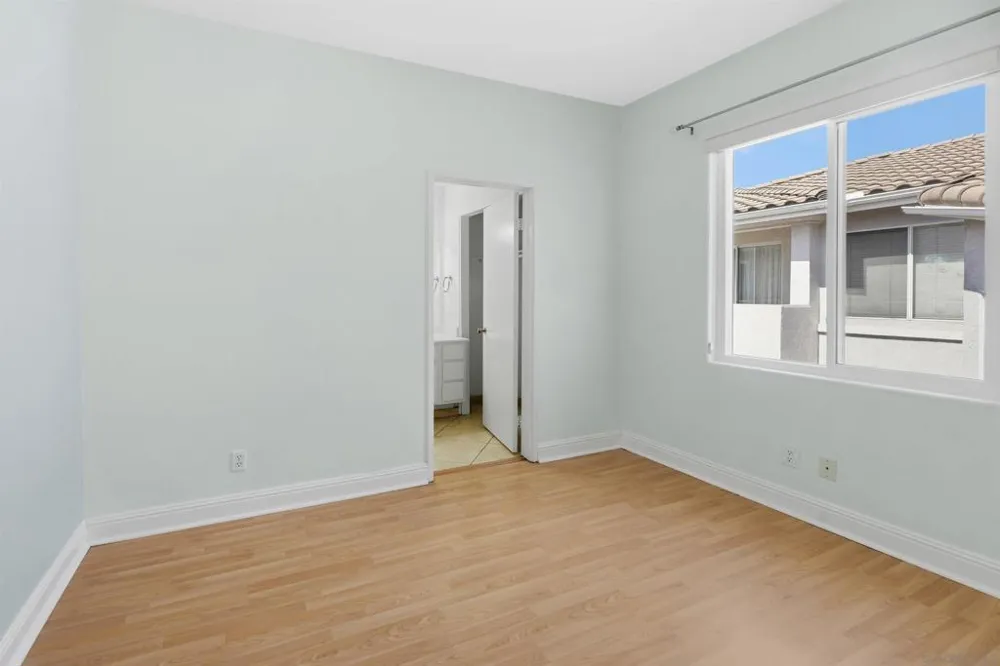 10950 Ivy Hill Dr #4 San Diego, CA 92131