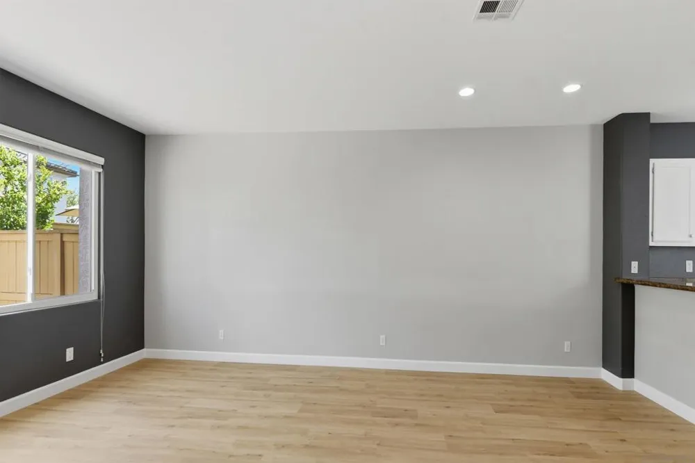 10950 Ivy Hill Dr #4 San Diego, CA 92131