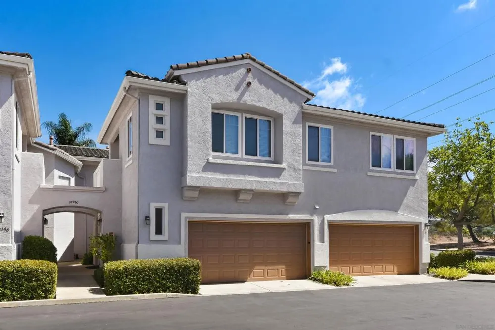 10950 Ivy Hill Dr #4 San Diego, CA 92131