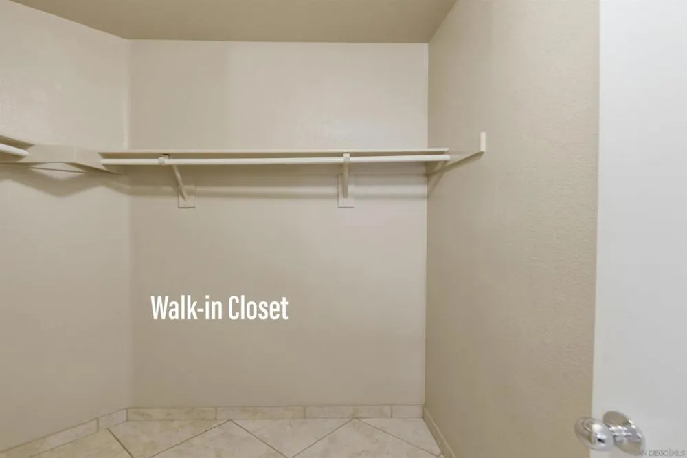 10950 Ivy Hill Dr #4 San Diego, CA 92131