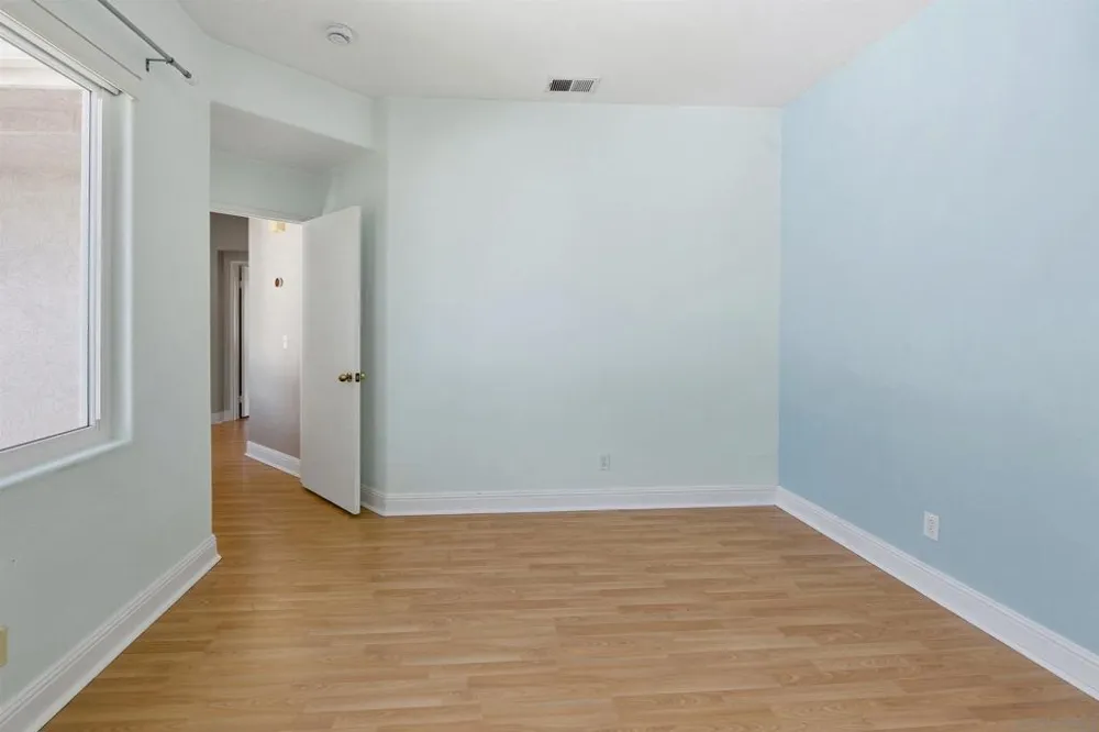 10950 Ivy Hill Dr #4 San Diego, CA 92131